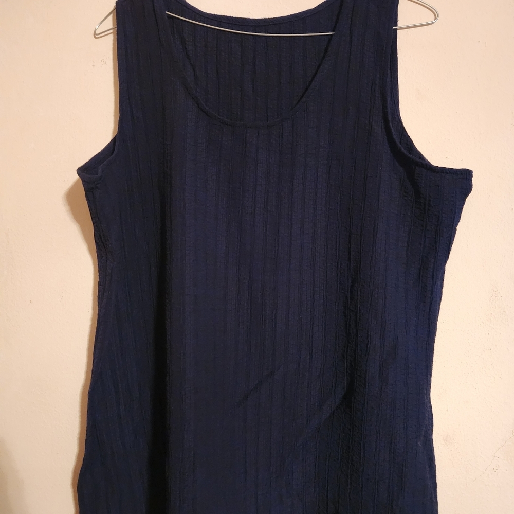 Black sleeveless top